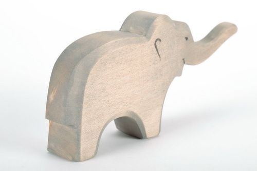 Estatueta de madeira de bordo - MADEheart.com