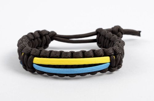 Stylish handmade textile bracelet paracord bracelet cool jewelry designs - MADEheart.com