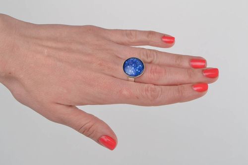 Bague originale métallique en verre bleue faite main signe de zodiaque Verseau - MADEheart.com