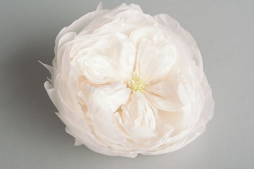 Broche para el pelo artesanal Rosa inglesa - MADEheart.com