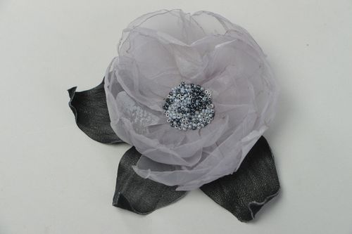 Gray flower brooch hand made of capron and genuine leather for women - MADEheart.com