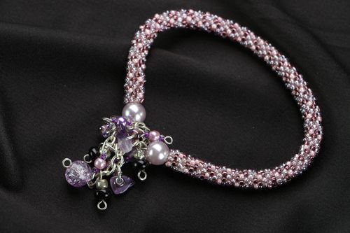 Bracelet en perles de rocaille et perles fantaisie - MADEheart.com