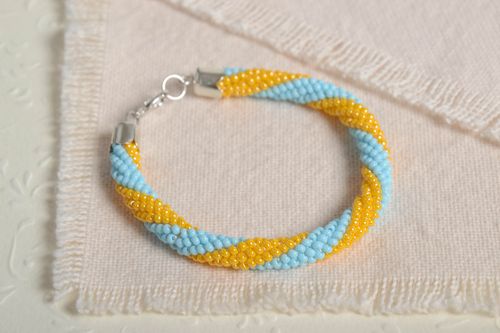 Pulsera artesanal de abalorios checos accesorio para mujer regalo original - MADEheart.com