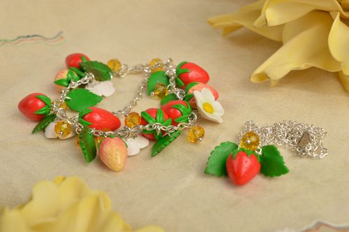 Pulsera femenina y colgante de moda bisutería artesanal accesorios de mujer  - MADEheart.com