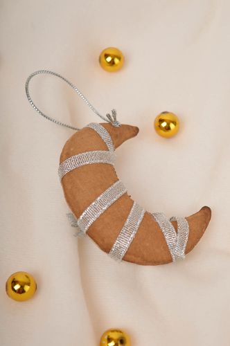 Décoration de sapin fait main Déco à suspendre Suspension de Noël croissant - MADEheart.com