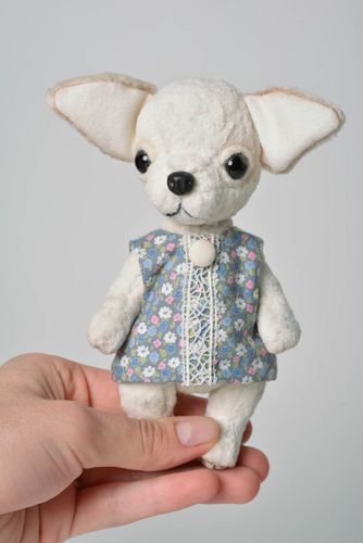 Peluche chien blanc Jouet fait main petit peluche lin Déco maison originale - MADEheart.com