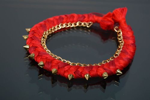 Red thread necklace with studs - MADEheart.com