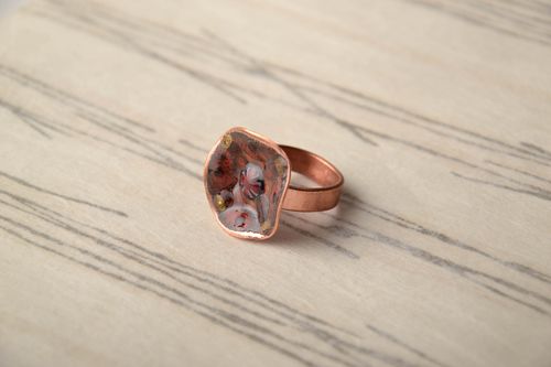 Handmade copper ring painted with color enamels - MADEheart.com