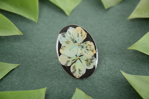 Beautiful handmade designer ring with dried flowers coated with epoxy - MADEheart.com