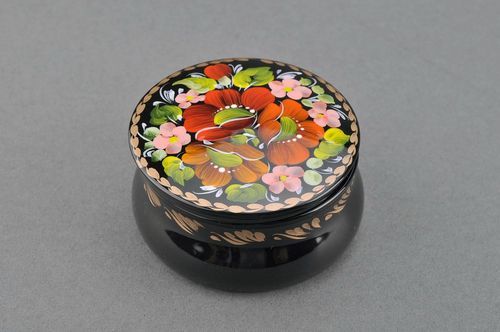 Round wooden box with concave edges Poppy and forget-me-not  - MADEheart.com
