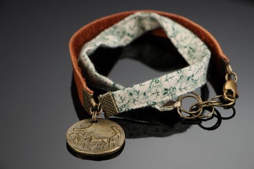 Bracelet double en cuir et en tissu - MADEheart.com