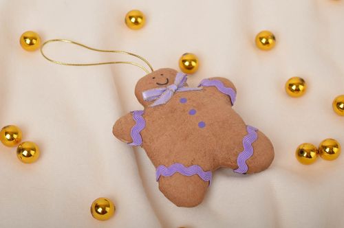 Christmas decoration handmade accessory toys for New Year decor ideas - MADEheart.com