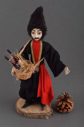 Deko Puppe mit Ständer Tisch Deko Puppe handgemacht Geschenk Idee originell - MADEheart.com