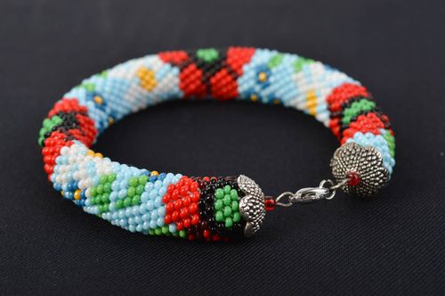 Cord beaded floral poppies ornament bracelet for women - MADEheart.com
