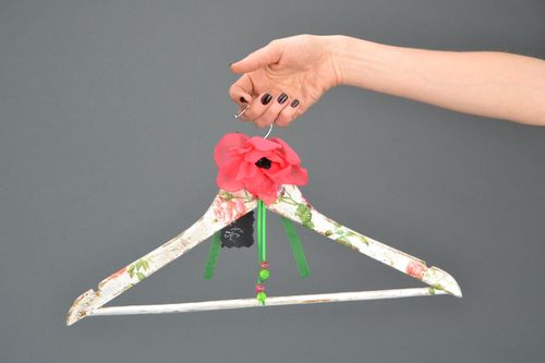 Handmade decorative clothes hanger - MADEheart.com