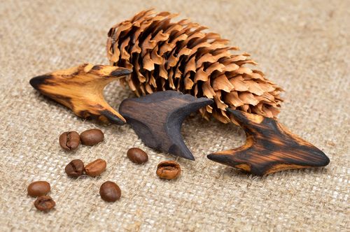 Beautiful handmade wooden brooch 3 pieces wood craft artisan jewelry designs - MADEheart.com
