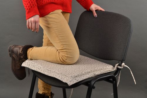 Декоративная подушка на стул тканевая ручной работы - MADEheart.com
