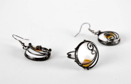 Jewelry set (ring + earrings) - MADEheart.com
