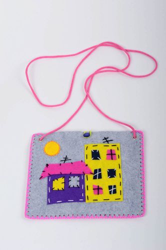 Handmade felt handbag small woolen purse wool accessories clutch bag for kids - MADEheart.com