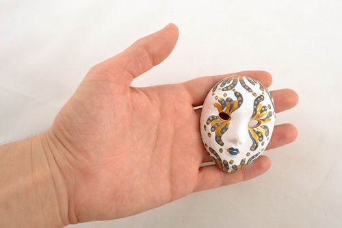 Aimant frigo masque décoratif en miniature fait main - MADEheart.com