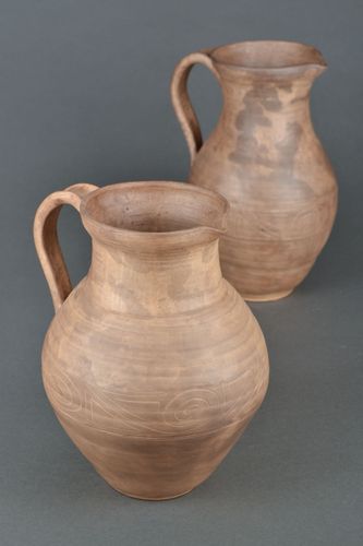 Large white clay 100 oz ceramic milk jug with handle 2,3 lb - MADEheart.com