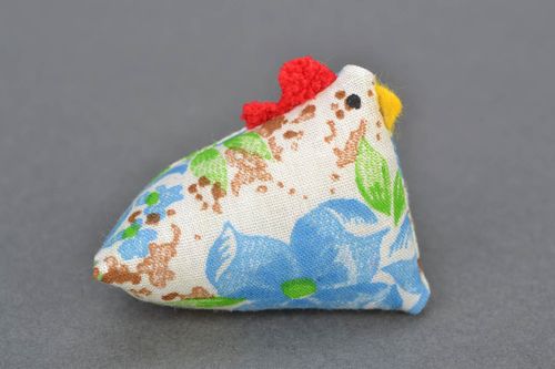 Soft needle bed Chicken - MADEheart.com