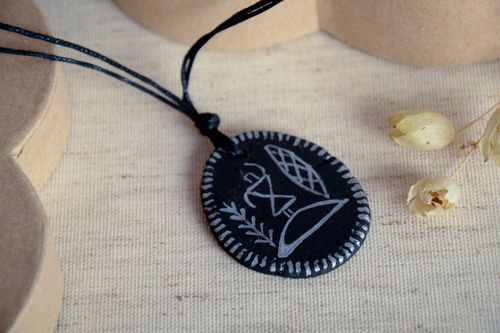 Handmade Schmuck Damen Anhänger Ethno Schmuck Accessoire für Frauen mit Schnur - MADEheart.com