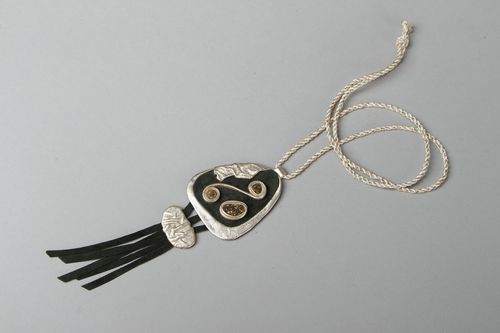 Unusual handmade pendant - MADEheart.com