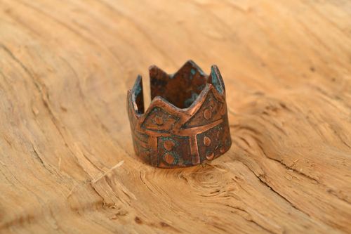 Handgemachter Ring aus Messing  - MADEheart.com