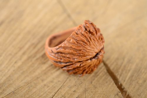 Handmade nut shell ring 22 mm - MADEheart.com
