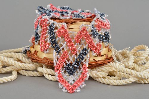 Buntes geflochtenes Collier aus Glasperlen originell künstlerische Handarbeit - MADEheart.com