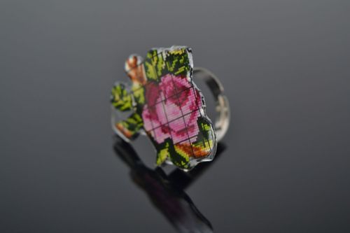 Design ring with 3D lacquer - MADEheart.com