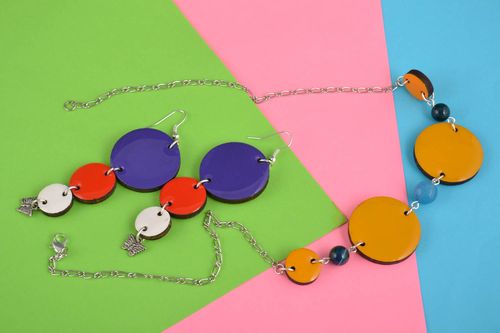 Beautiful handmade jewelry set wooden earrings wooden necklace fashion trends - MADEheart.com