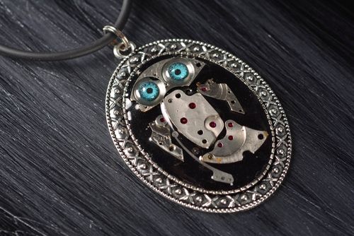 Handmade Steampunk Schmuck Frauen Accessoire Metall Anhänger ungewöhnlich - MADEheart.com