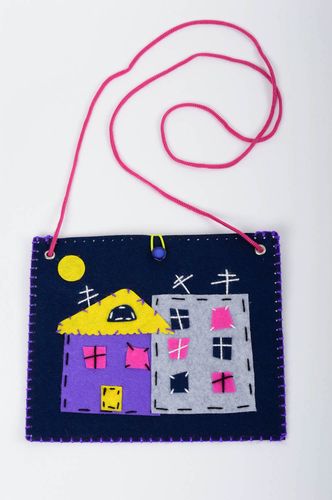 Handmade felt handbag small woolen purse wool accessories clutch bag for baby - MADEheart.com
