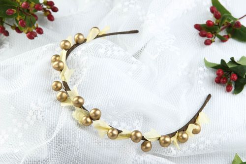 Serre-tête fantaisie Bijou fait main avec baies artificielles Accessoire cheveux - MADEheart.com