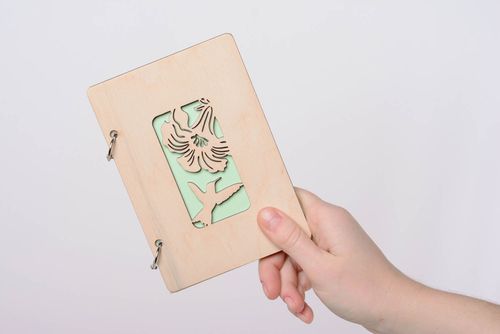 Peça para criatividade em forma de um bloco de notas Beija-flor - MADEheart.com