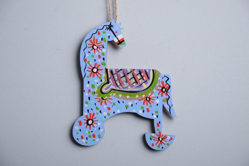 Wooden interior pendant Horse - MADEheart.com