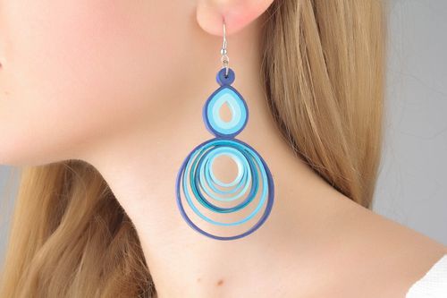 Boucles doreilles artisanales longues bleues - MADEheart.com