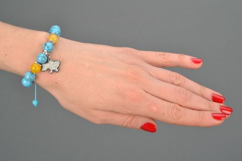 Bracelet fait main en pierres naturelles Ukraine - MADEheart.com