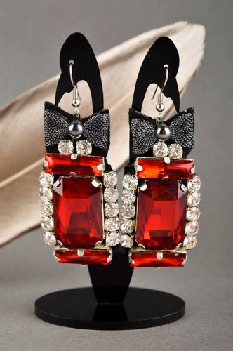 Pendientes artesanales con piedras rojas regalo original bisutería fina - MADEheart.com