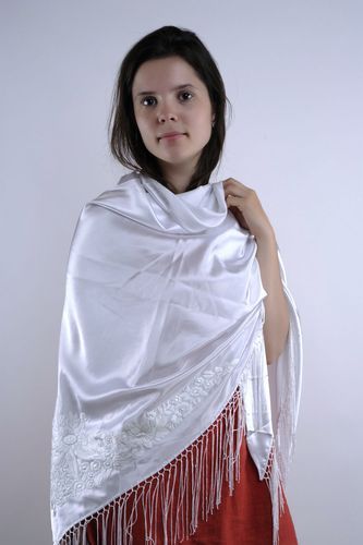 Большой платок из шелка белого цвета - MADEheart.com
