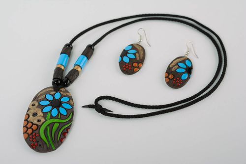 Boucles doreilles et pendentif artisanaux ovales en argile faits main 2 pièces - MADEheart.com