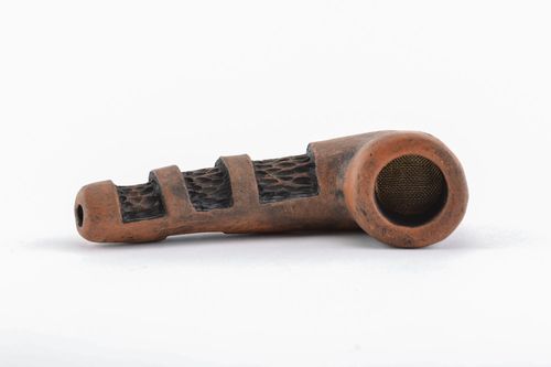 Clay smoking pipe - MADEheart.com