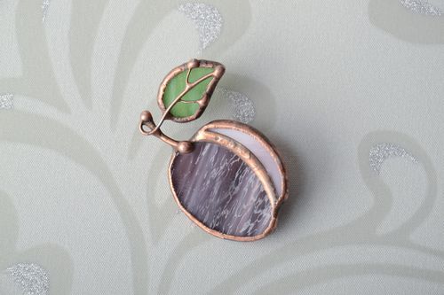 Stained glass brooch Plum - MADEheart.com