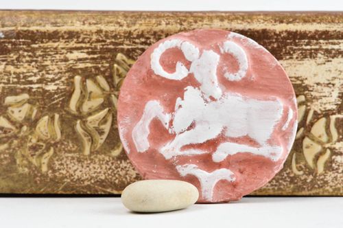 Homemade home decor cool magnets fridge magnet souvenir ideas handmade gifts - MADEheart.com