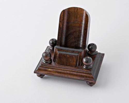 Wooden stand for phone - MADEheart.com