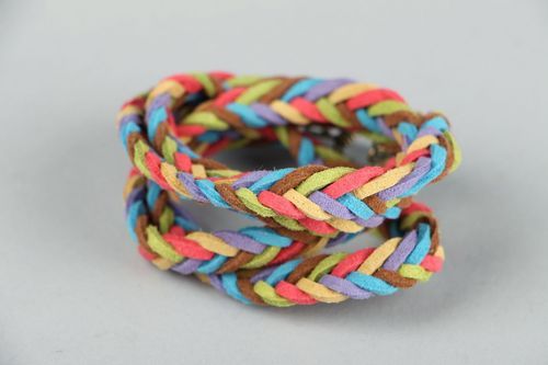 Bright braided bracelet made of suede - MADEheart.com