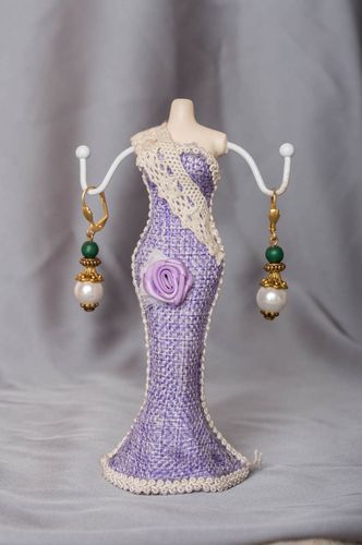 Boucles doreilles en pierre naturelle dagate et laiton pendantes faites main - MADEheart.com