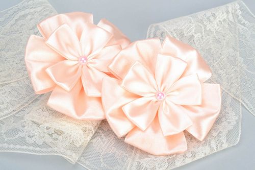 Set of 2 handmade decorative hair bands with tender kanzashi flowers with beads - MADEheart.com